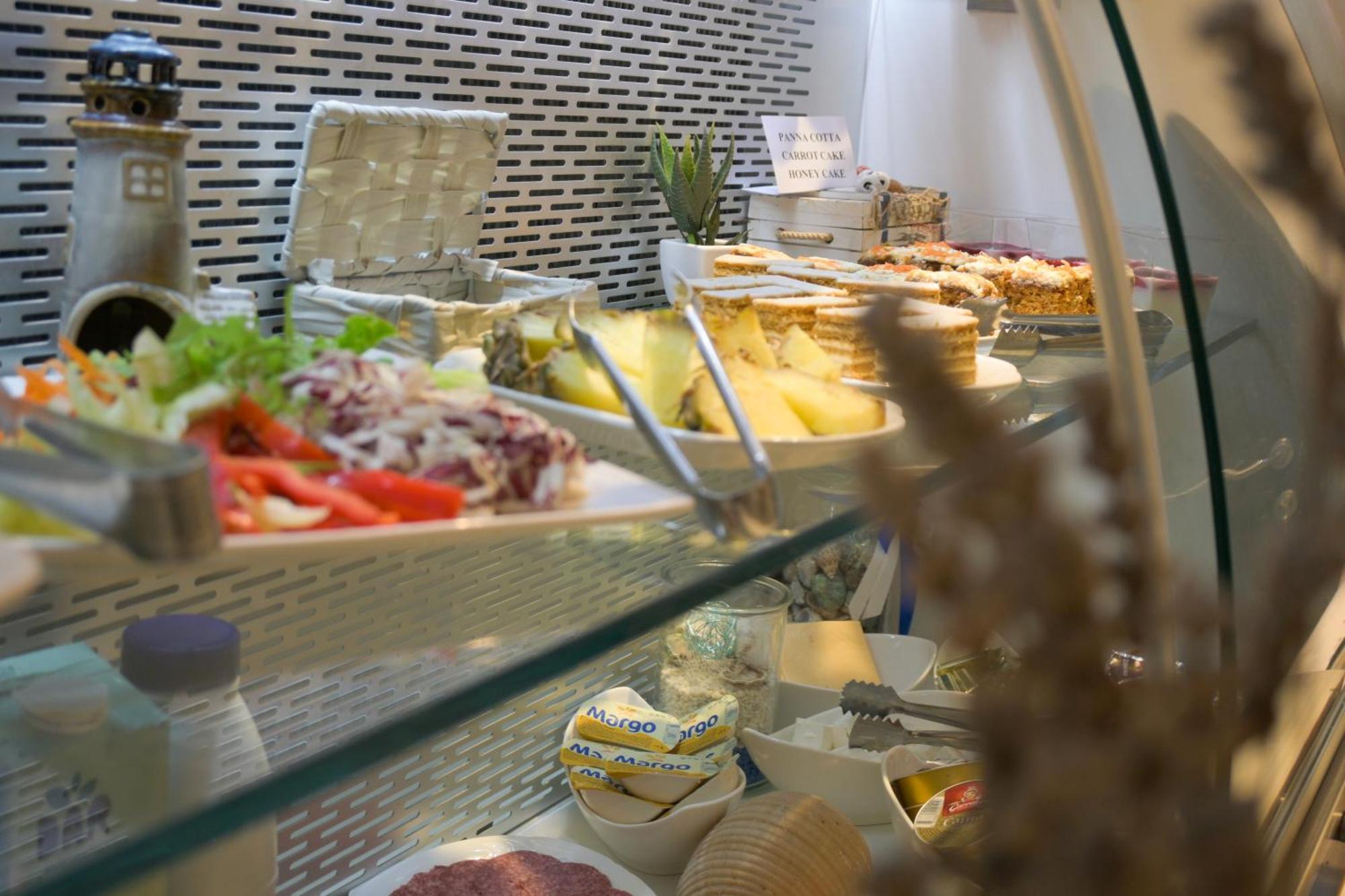 Hotel Fortuna Milna  Bagian luar foto
