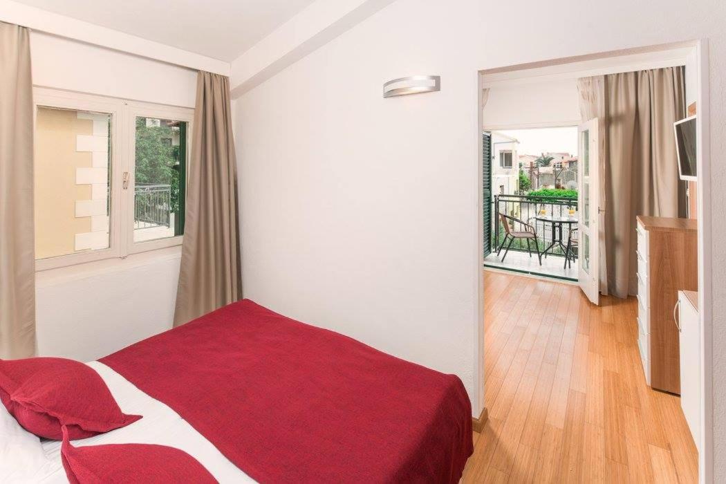 Hotel Fortuna Milna  Bagian luar foto