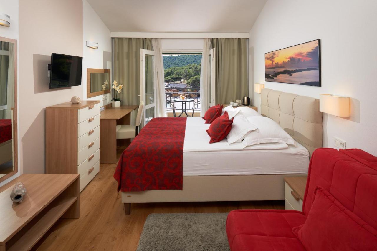 Hotel Fortuna Milna  Bagian luar foto