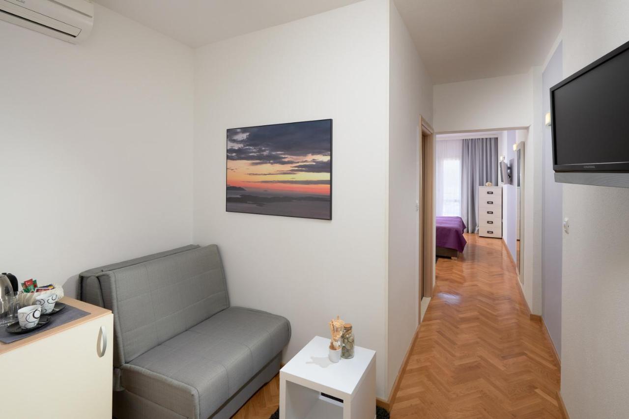 Hotel Fortuna Milna  Bagian luar foto